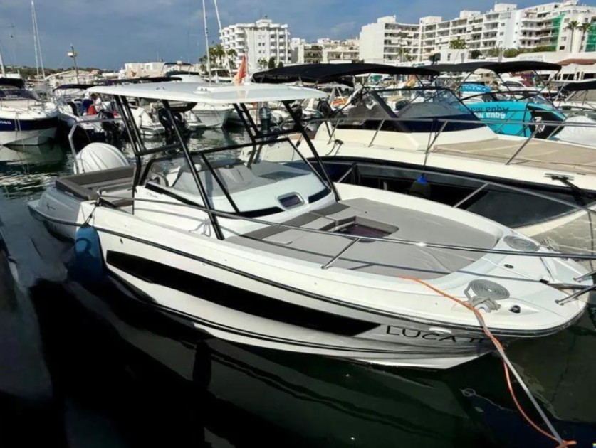Jeanneau Cap Camarat 7.5